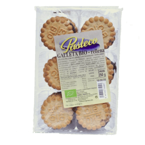 Galletas ecológicas de trigo integral con crema de chocolate y avellana de Pasteco, un snack saludable y delicioso disponible en Equitanea.