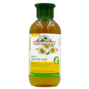 Botella de Champú para Cabellos Frágiles con Manzanilla y Trigo Ecológico Bio 500ml de Corpore Sano, disponible en Equitanea. Fortalece y embellece tu cabello de forma natural.